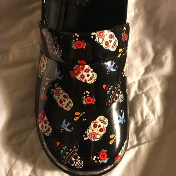 ♥️ Halloween Skeleton, Sugar Skull Day, of the Dead EASY STREET Shoes | size 9W - Picture 9 of 9